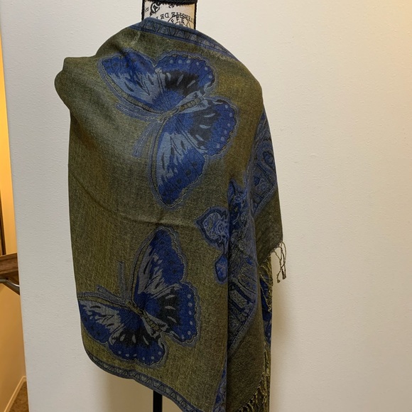 Pashmina - Picture 2 of 10